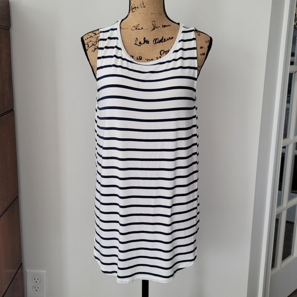 Old Navy Luxe Sleeveless Swing Tank Top Women Size  LARGE Stripe Stretch